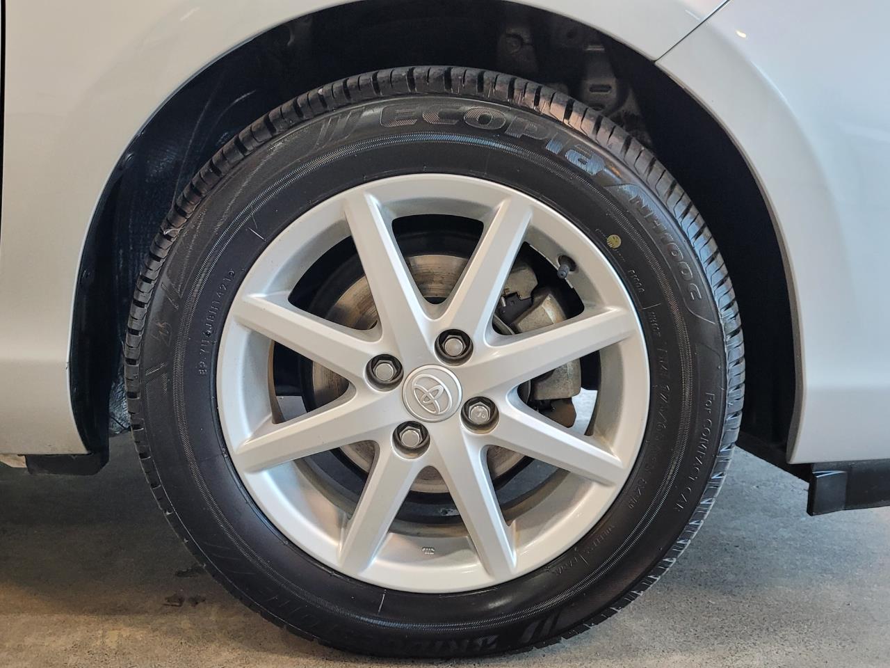 2012 Toyota Aqua