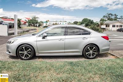 2015 Subaru Legacy - Thumbnail
