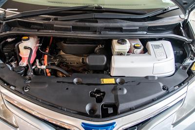 2009 Toyota Estima - Thumbnail