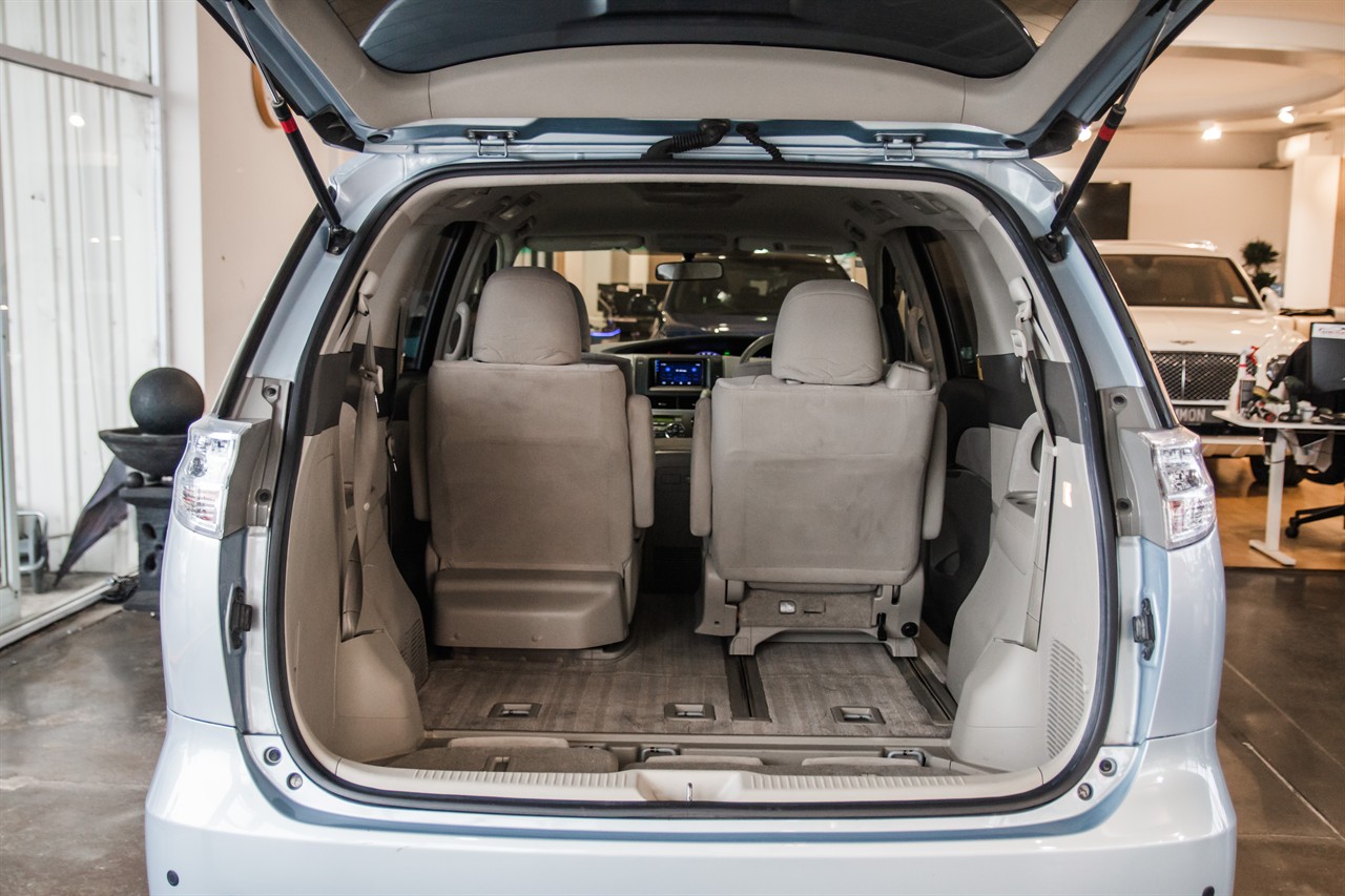 2009 Toyota Estima
