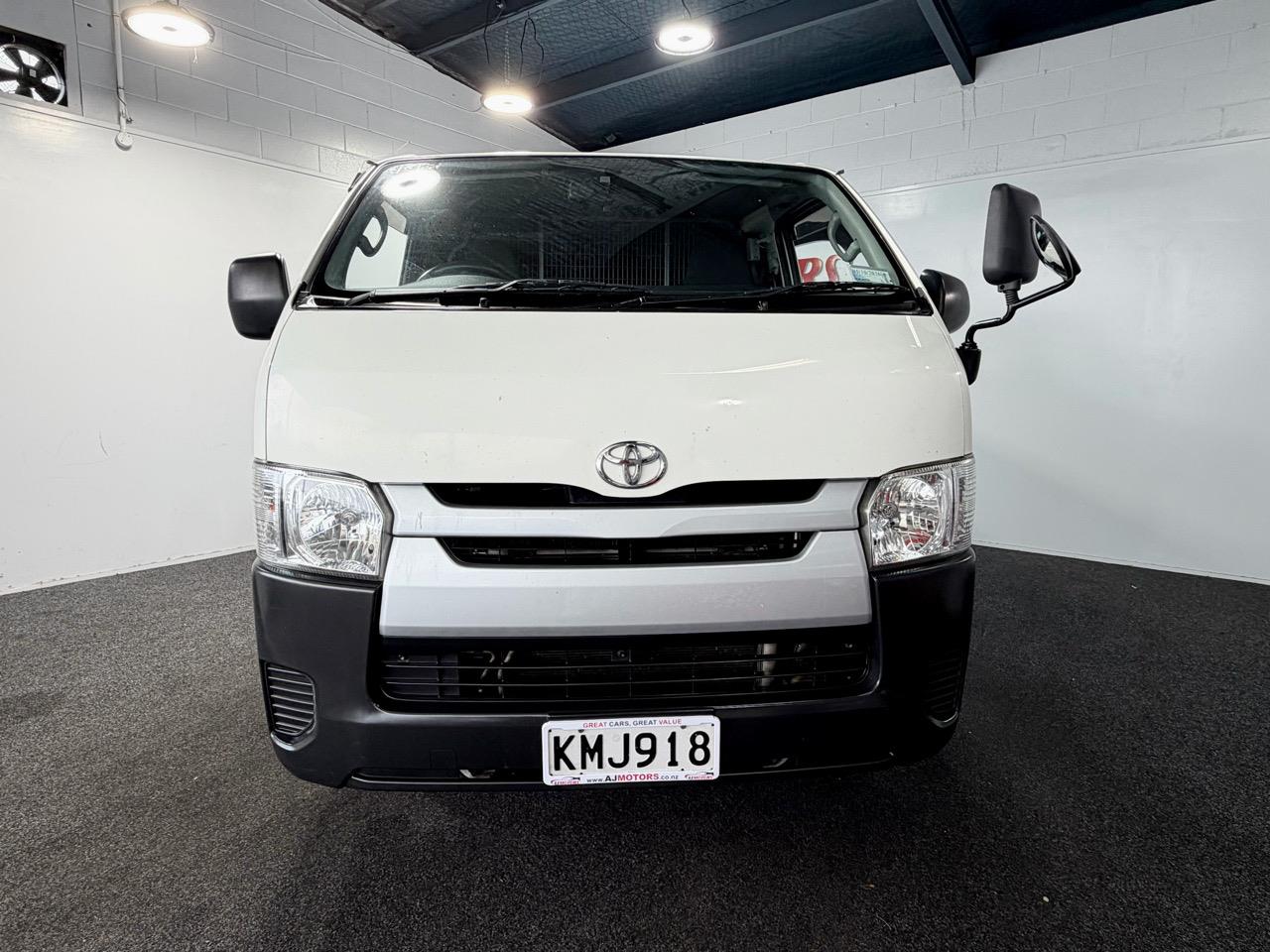 2015 Toyota Hiace