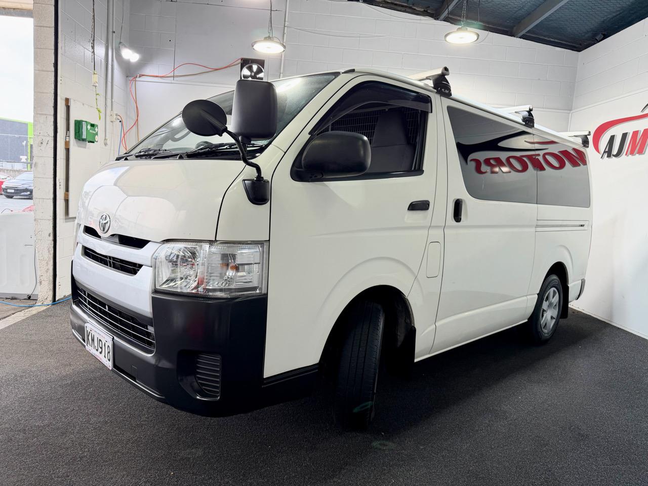 2015 Toyota Hiace