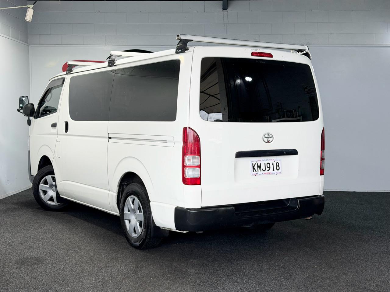 2015 Toyota Hiace