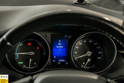 2017 Toyota C-HR - Thumbnail