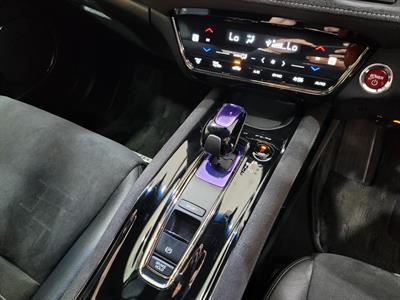 2016 Honda Vezel - Thumbnail