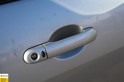 2009 Nissan Tiida - Thumbnail