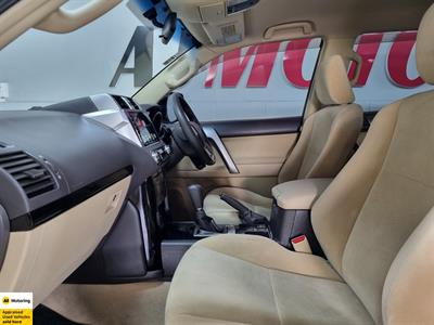 2015 Toyota Land Cruiser Prado - Thumbnail