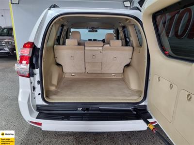 2015 Toyota Land Cruiser Prado - Thumbnail