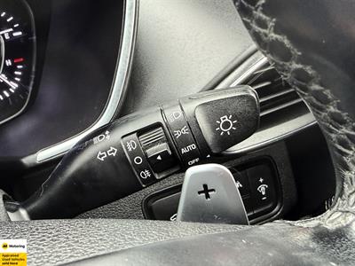 2020 Hyundai Santa Fe - Thumbnail