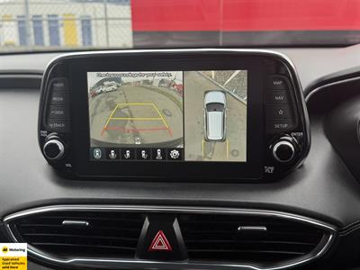 2020 Hyundai Santa Fe - Thumbnail