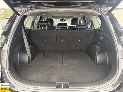 2020 Hyundai Santa Fe - Thumbnail