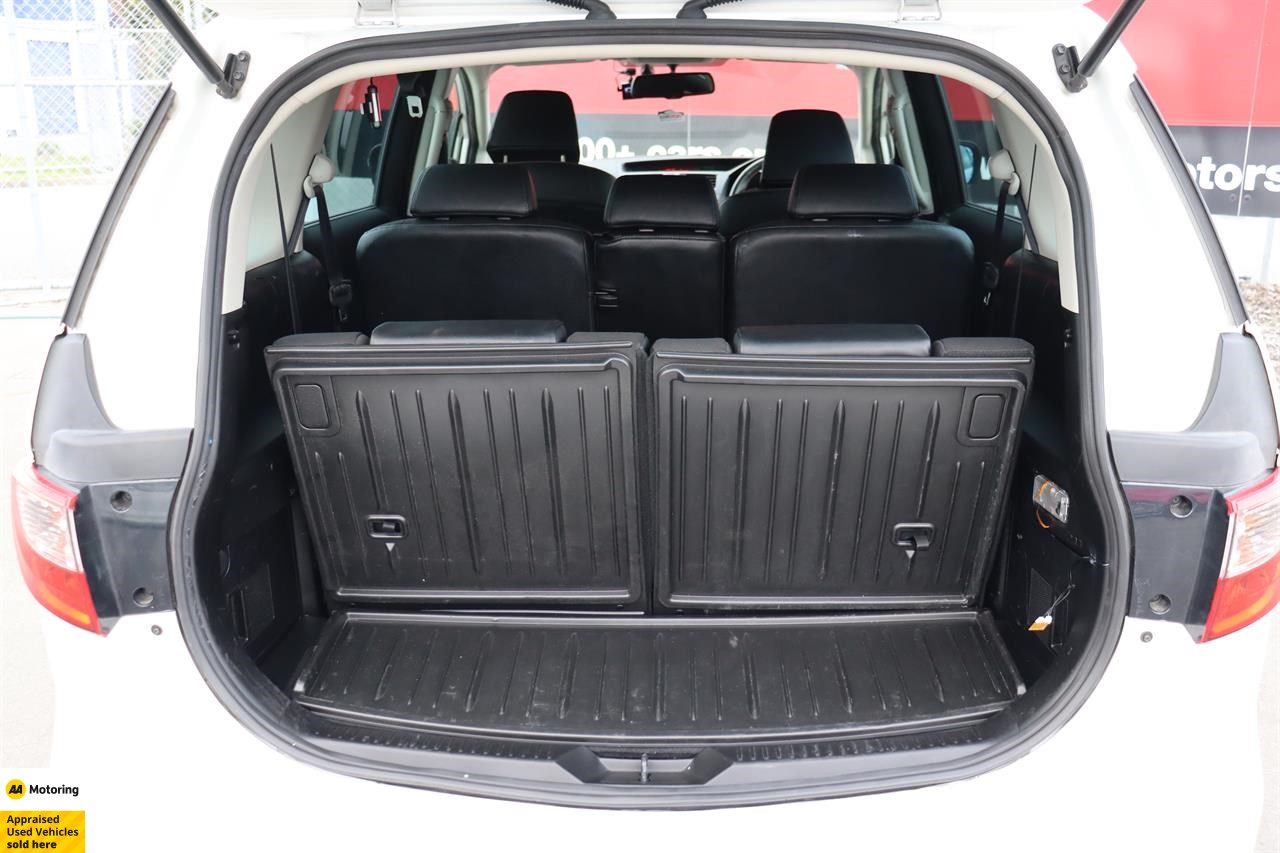 2013 Mazda Premacy