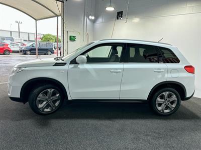 2016 Suzuki Vitara - Thumbnail