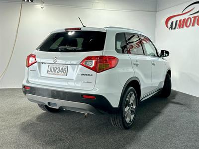 2016 Suzuki Vitara - Thumbnail