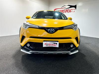2017 Toyota C-HR - Thumbnail