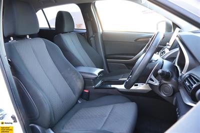 2021 Mitsubishi Eclipse Cross - Thumbnail