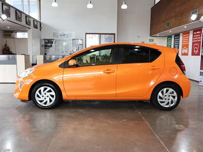 2014 Toyota Aqua - Thumbnail