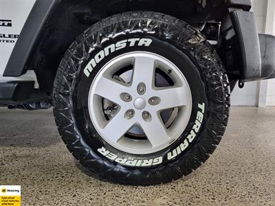 2016 Jeep Wrangler - Thumbnail