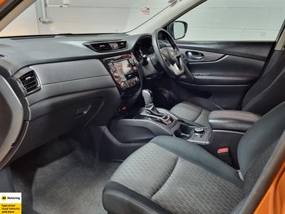 2021 Nissan X-Trail - Thumbnail