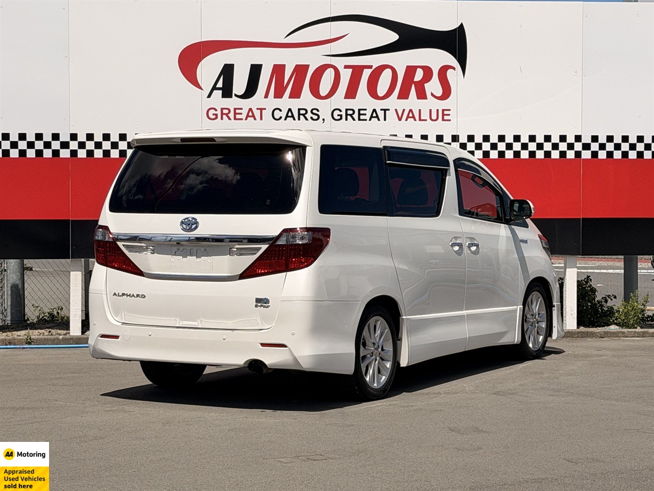 2012 Toyota Alphard