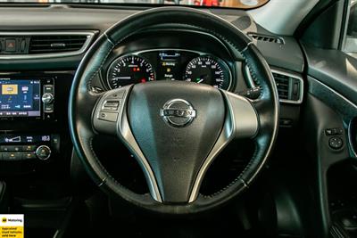 2015 Nissan X-Trail - Thumbnail