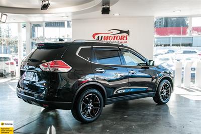 2015 Nissan X-Trail - Thumbnail