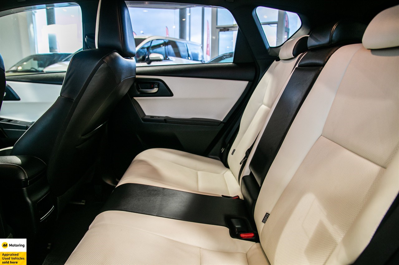 2016 Toyota Auris