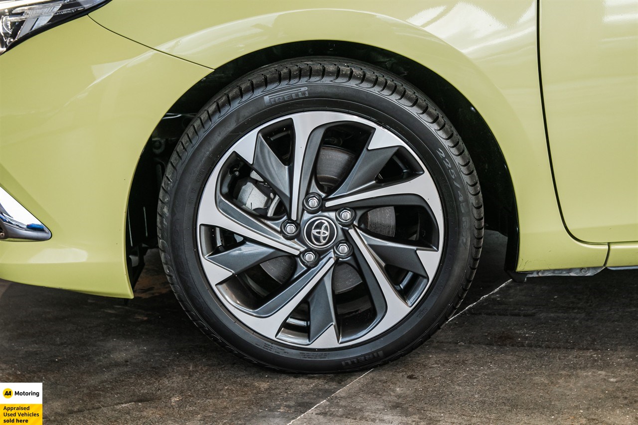2016 Toyota Auris