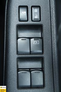 2016 Nissan March - Thumbnail