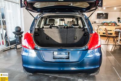 2015 Suzuki Swift - Thumbnail