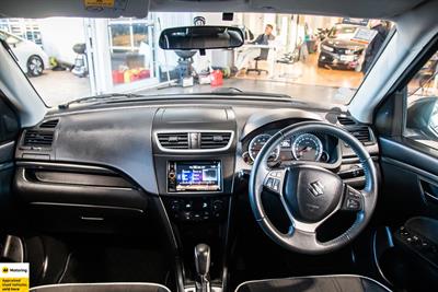 2015 Suzuki Swift - Thumbnail