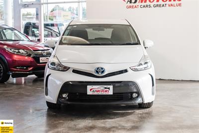 2015 Toyota Prius - Thumbnail