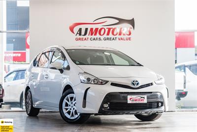 2015 Toyota Prius - Thumbnail