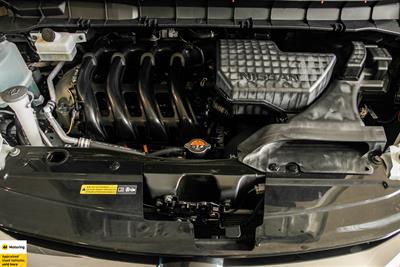 2017 Nissan Serena - Thumbnail