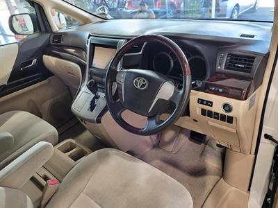 2012 Toyota Alphard - Thumbnail