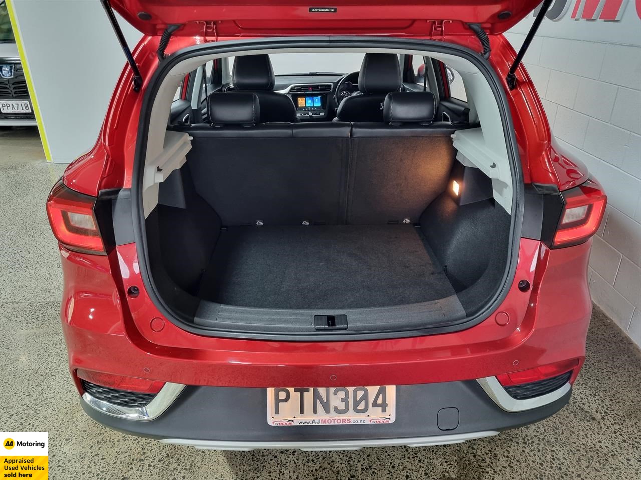 2023 MG ZS