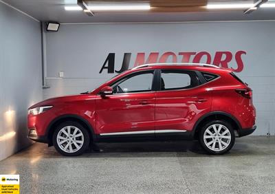 2023 MG ZS - Thumbnail