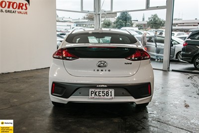 2022 Hyundai IONIQ - Thumbnail