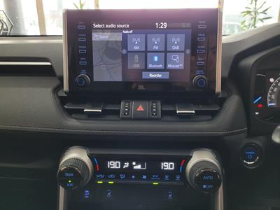 2021 Toyota RAV4 - Thumbnail