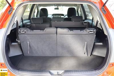 2014 Toyota Prius - Thumbnail