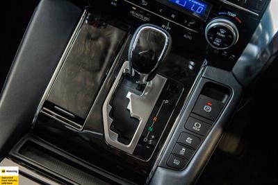 2016 Toyota Alphard - Thumbnail