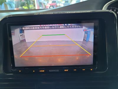 2016 Toyota Sienta - Thumbnail
