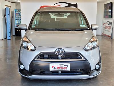 2016 Toyota Sienta - Thumbnail