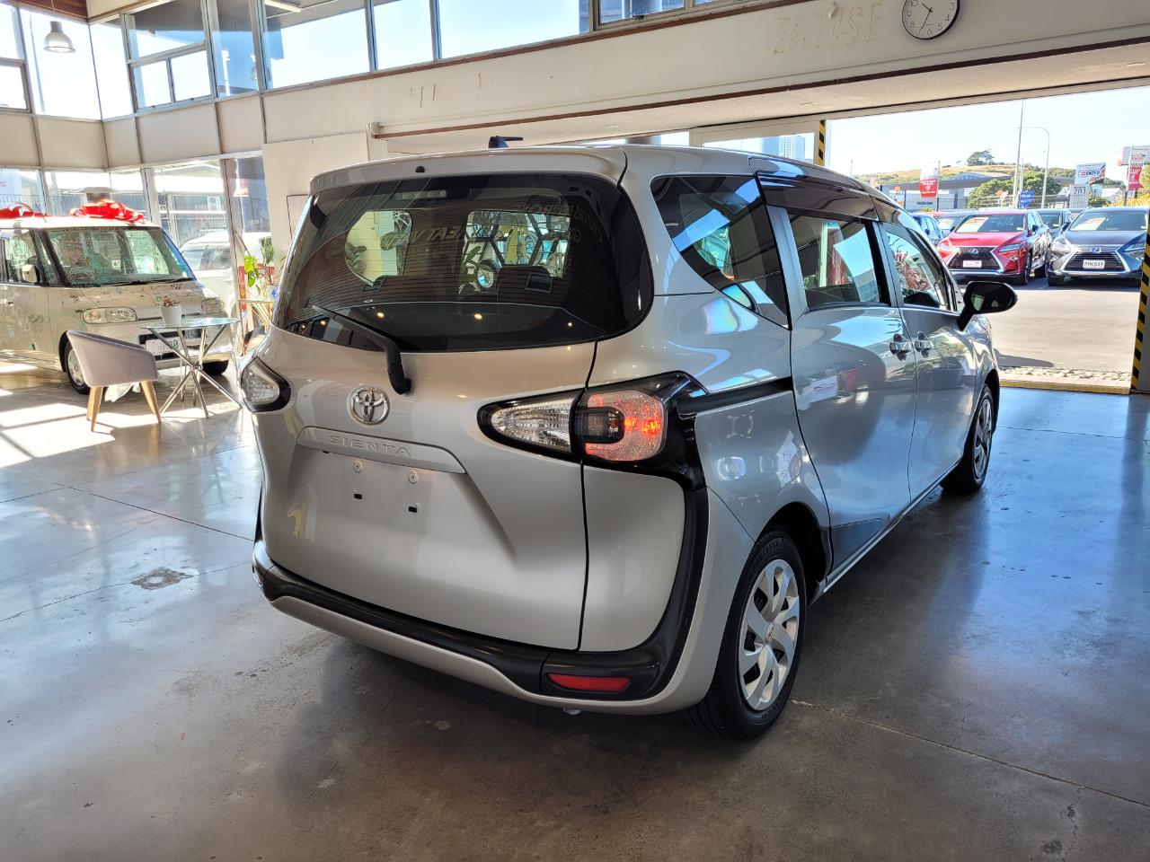 2016 Toyota Sienta