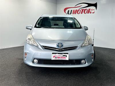 2012 Toyota Prius - Thumbnail