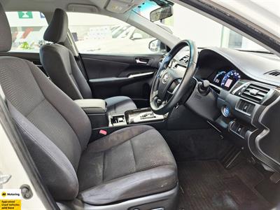 2012 Toyota Camry - Thumbnail