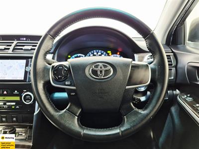 2012 Toyota Camry - Thumbnail