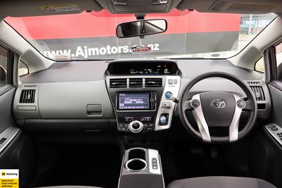 2013 Toyota Prius - Thumbnail