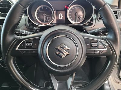 2017 Suzuki Swift - Thumbnail
