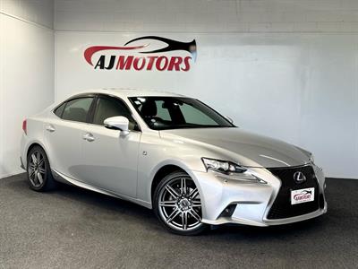 2014 Lexus IS 300h